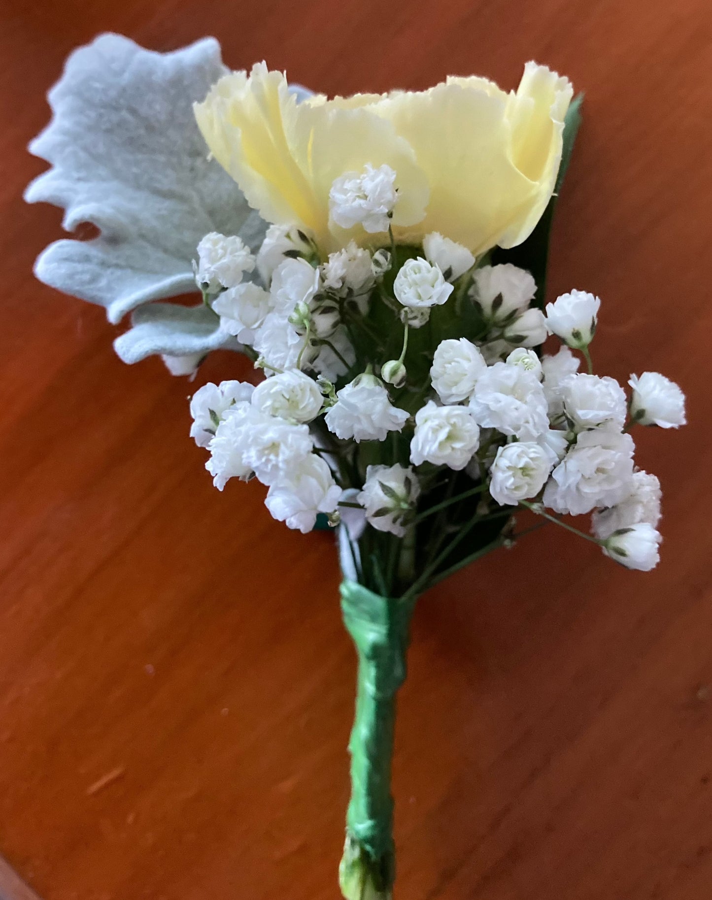 Button-hole floral accessory
