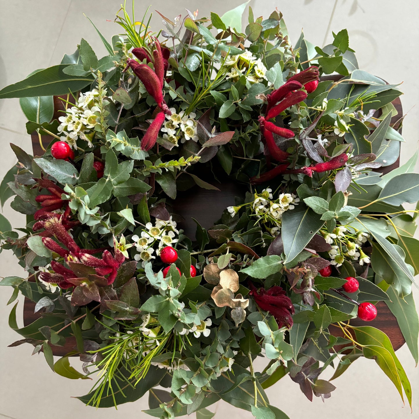 Christmas table wreath with candle