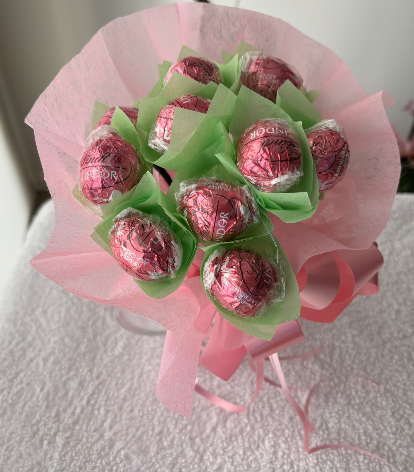 Small Lindt chocolate bouquet