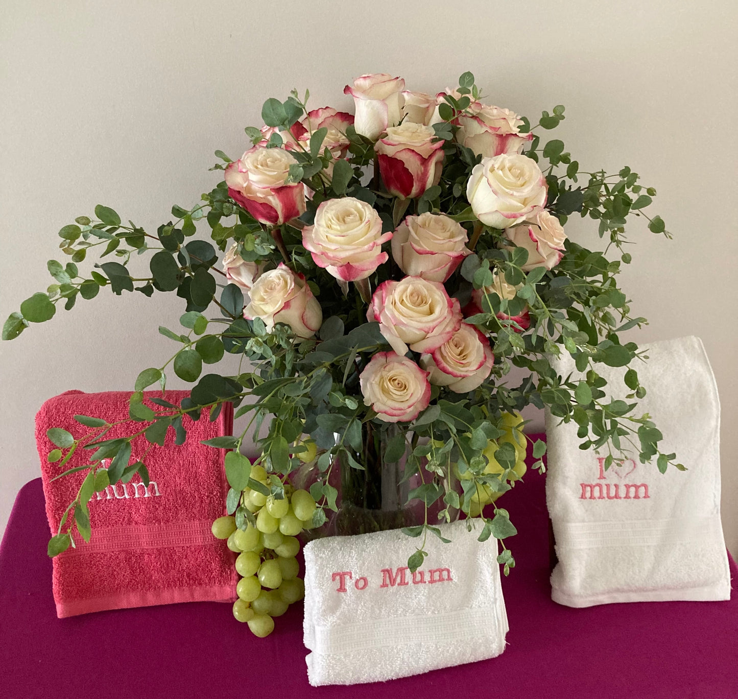 Rose arrangement for mum