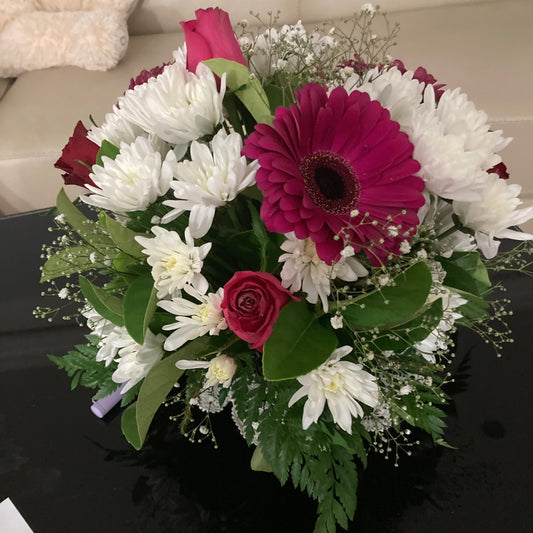 Box arrangement - rose, gerbera and chrysanthemum